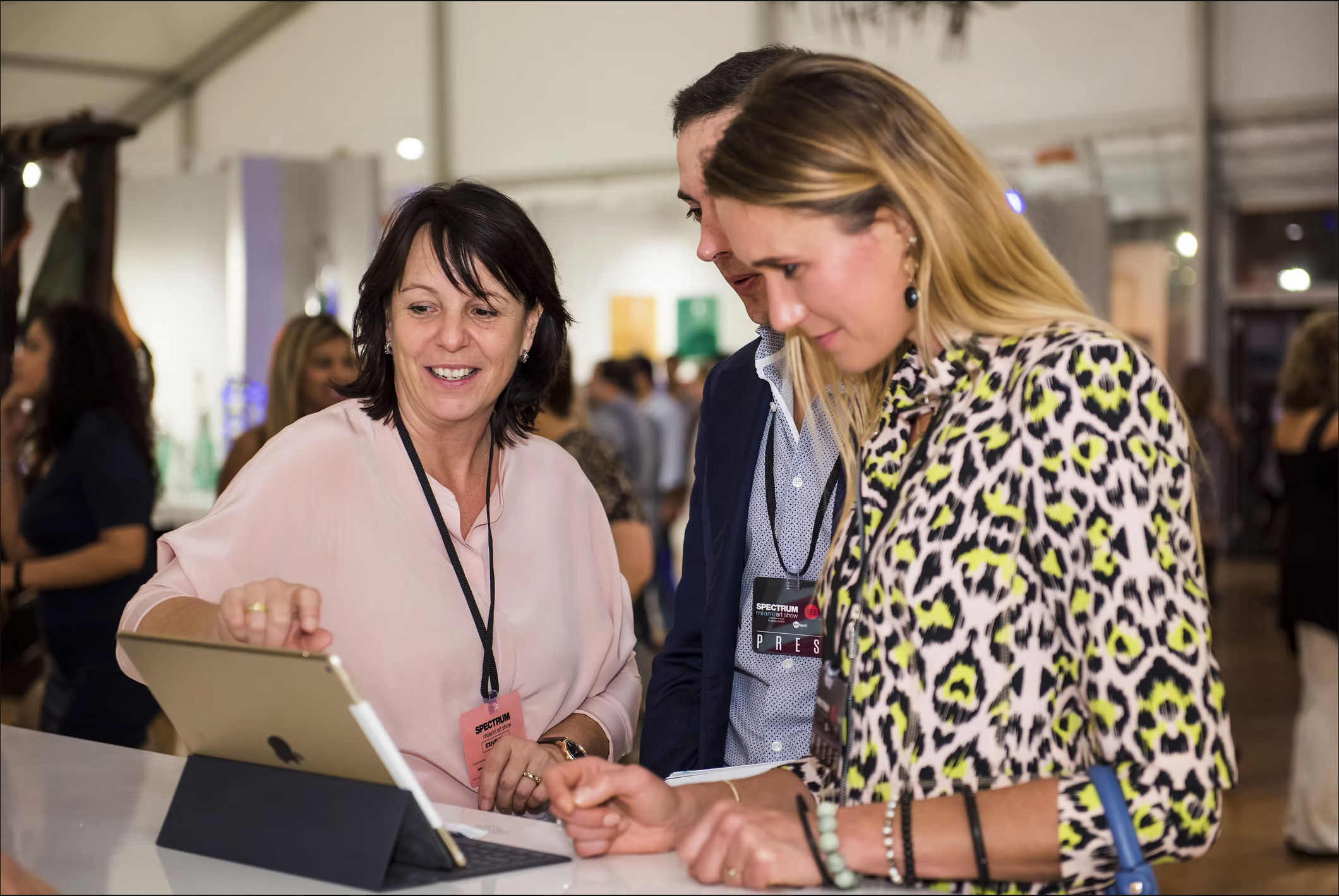 An ARTBOXY advisor and an artist reviewing work together